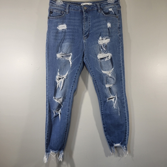 KanCan Denim - KanCan size 31 manufactured distressed